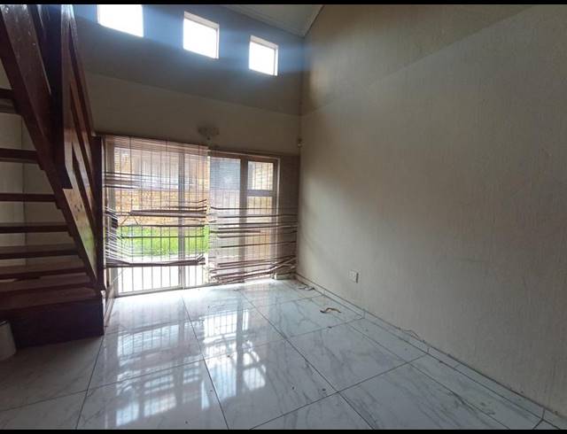 2 BEDROOM TOWNHOUSE FOR SALE IN HONEY PARK